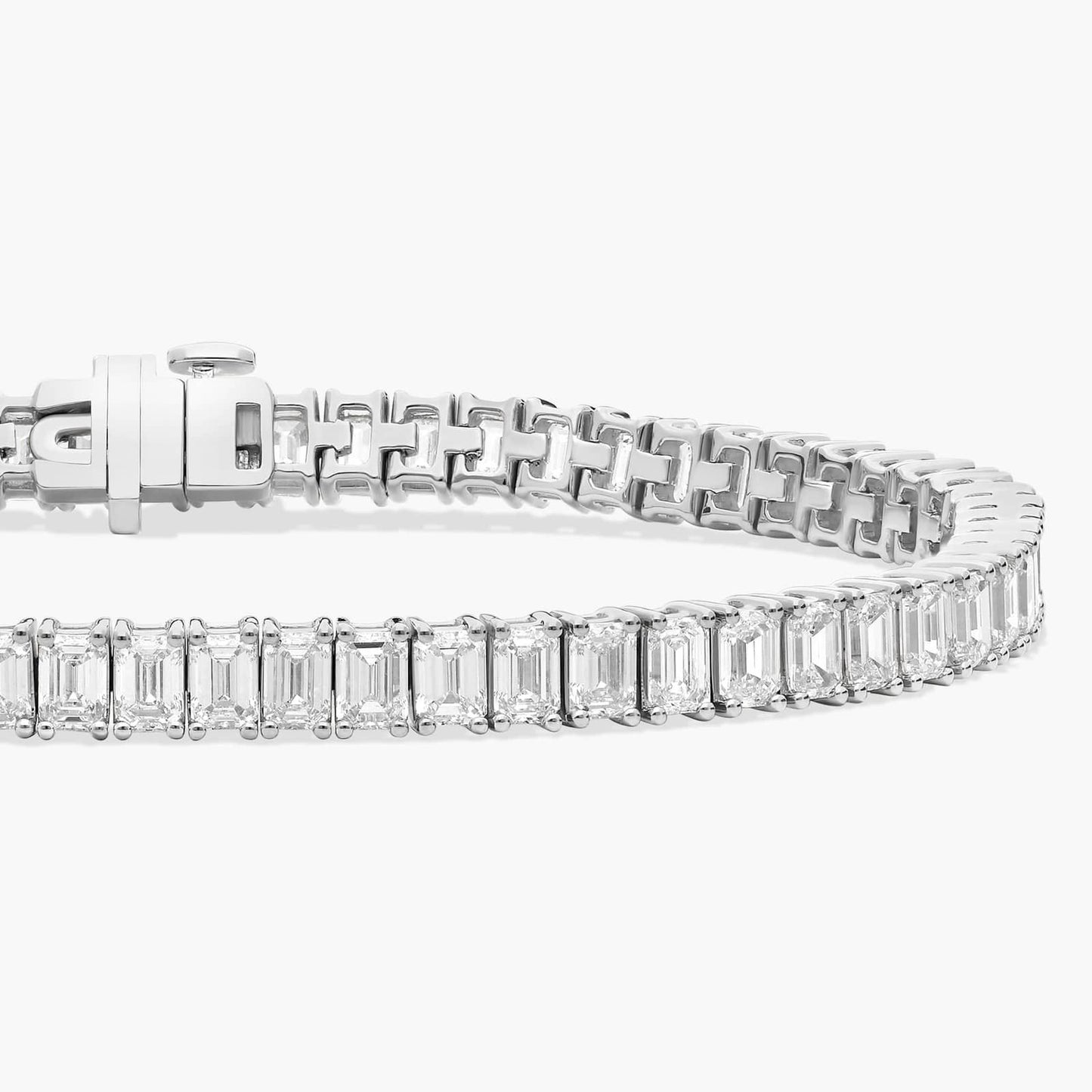 Emerald Cut Diamond Tennis Bracelet CHECK