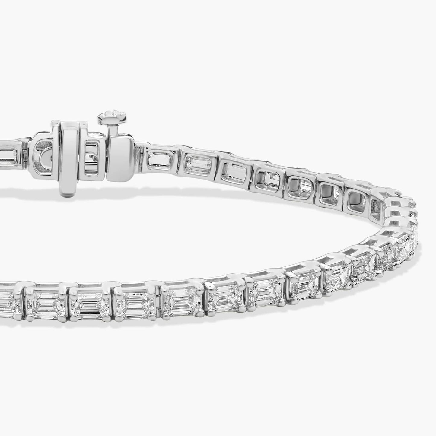 East-West Emerald Cut Diamond Tennis Bracelet